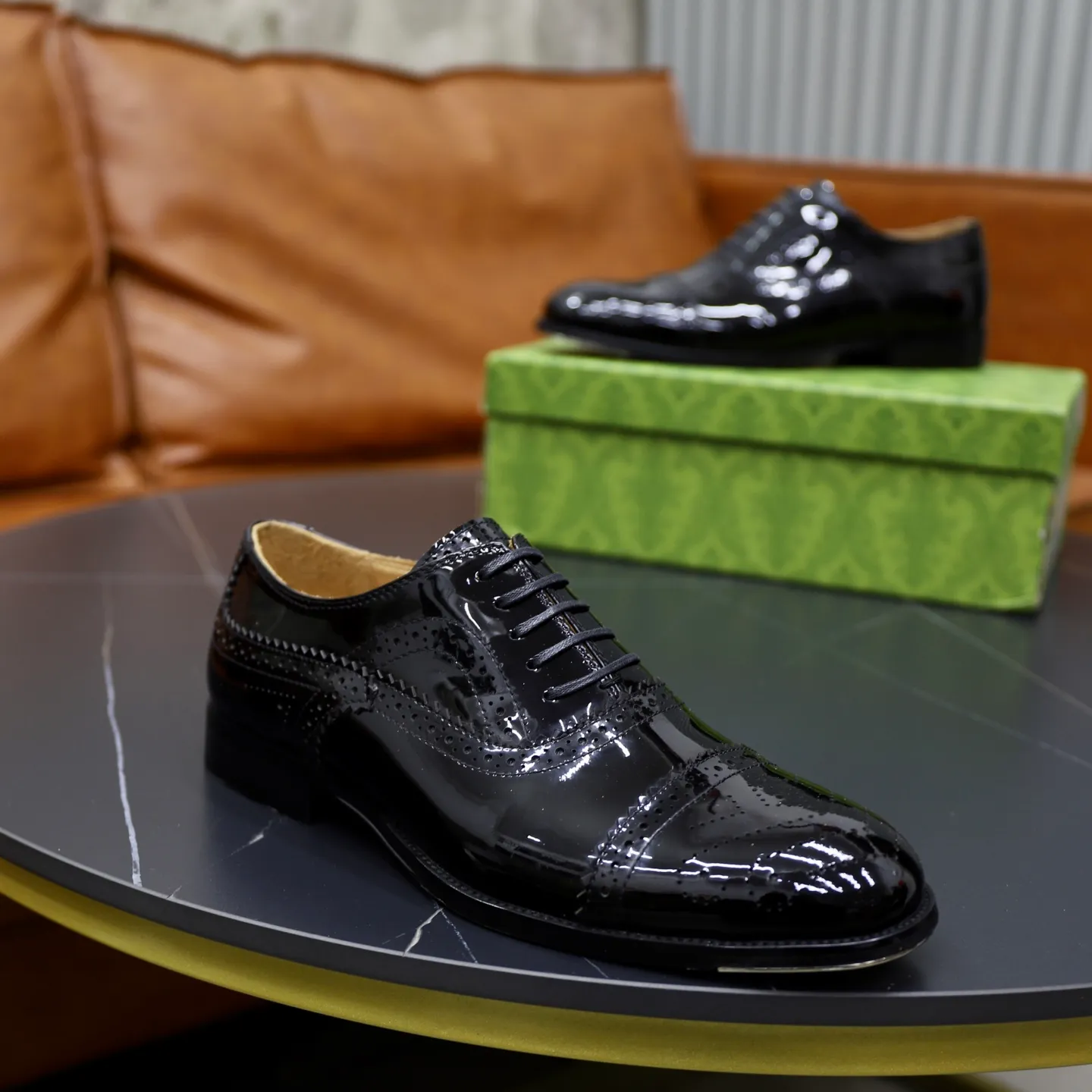 Men's shoes 💰660💰🙅‍♂️🙅‍♂️🙅‍♂️Niuli Brand: Gucci GuCCI Standard code: Men's code 39-44 (45 can be customized) Grade: Same style as the official website Original quality Material: Original cowhide surface Comfortable cowhide lining Original outsole Style category: Men's fashionable casual leather shoes Distinguished big-name luxury elements, top luxury Color: actual picture color